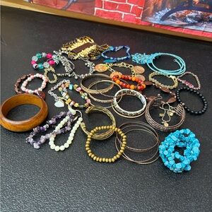 Lot of vintage bracelets